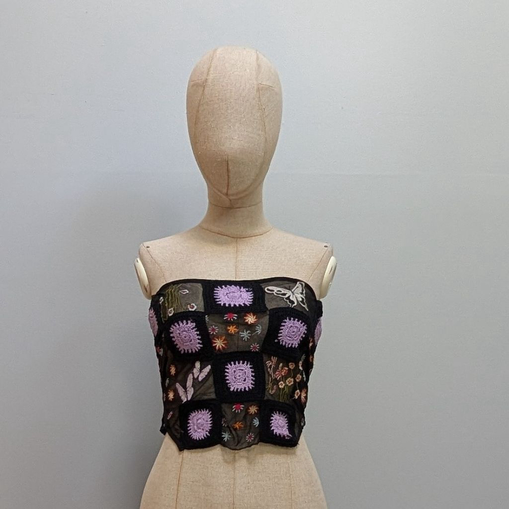 Urban Outfitters Casba Strappy Crochet Halter Top - Small - Picture 2 of 7
